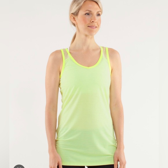 Lululemon tie and fly running tank top - Picture 2 of 8